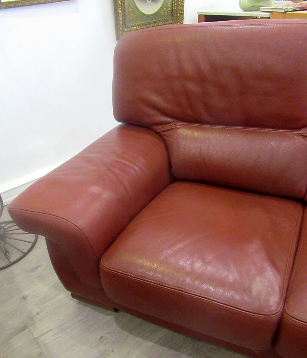 Leather sofa, 2 seats, Roche-Bobois brand