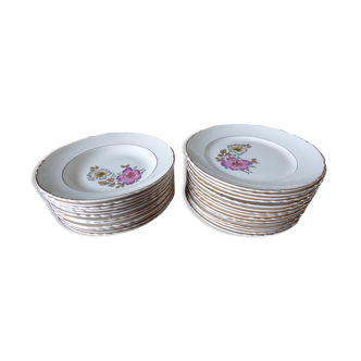 27 plates pattern flowers in porcelain brand Moulin des Loups de France -ORCHIES