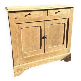 Buffet bas ancien en châtaignier –style Louis-Philippe rustique décapé