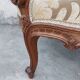 Fauteuil bergère louis XV en Noyer sculpté