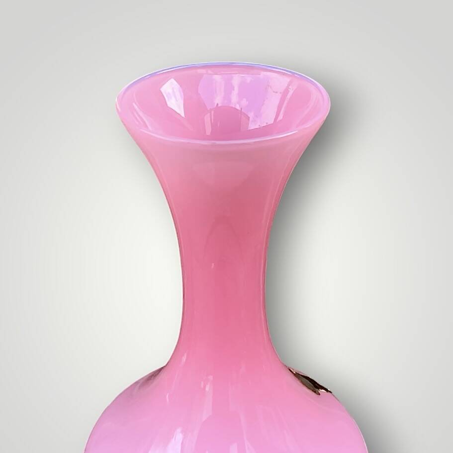 Antique pink opaline vase made in Italy - 1960s