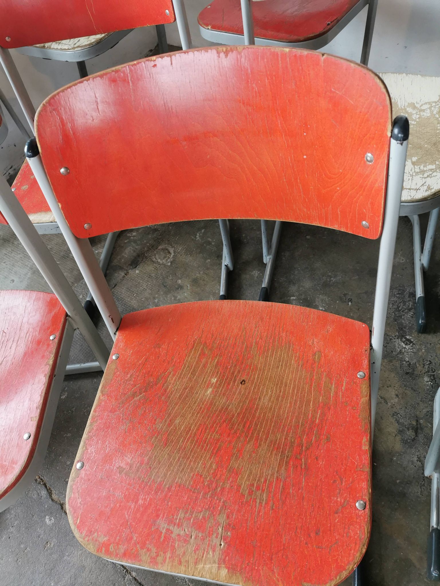 Set of 14 vintage stackable chairs