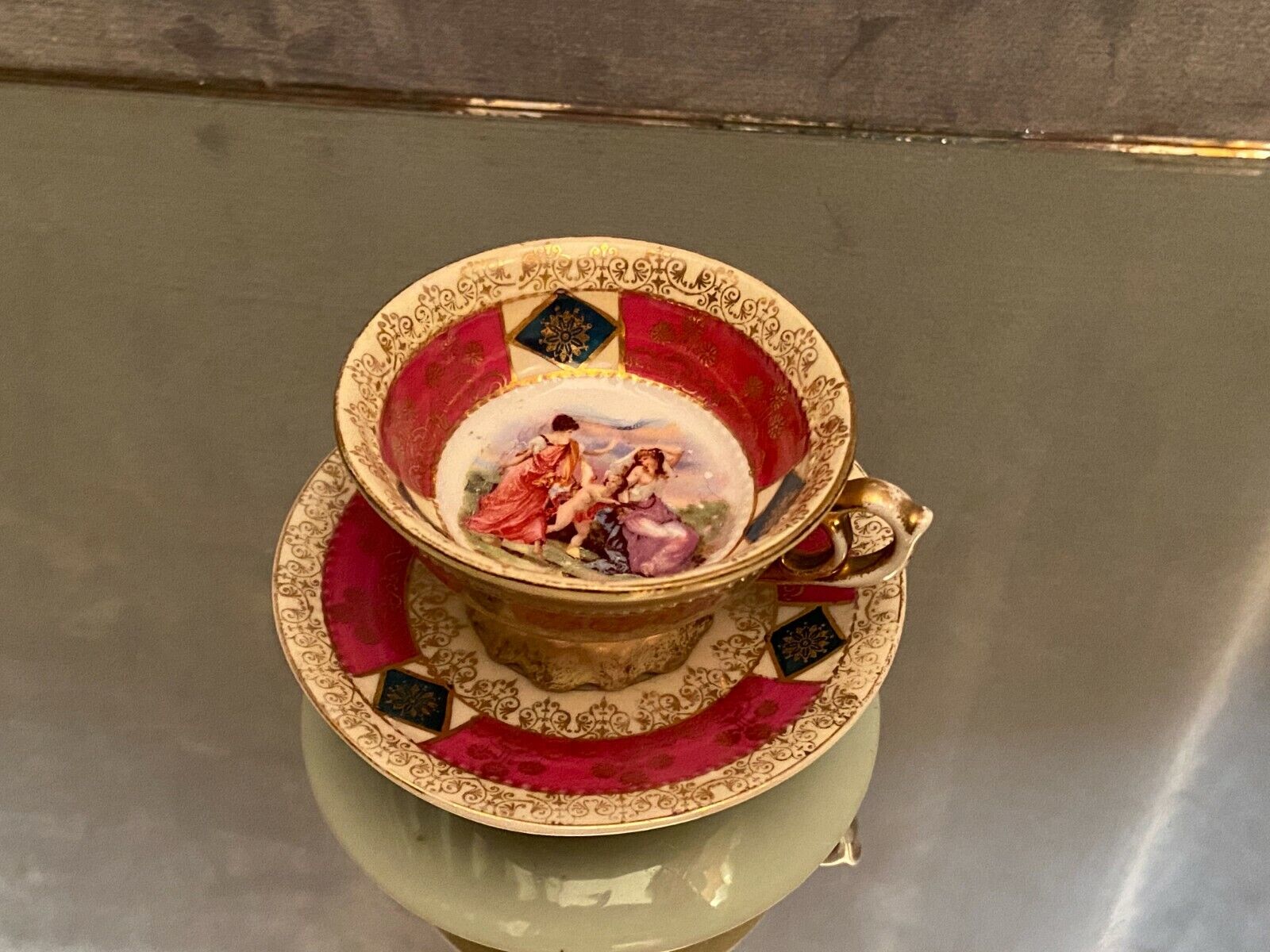 Porcelain sub-cup cup erdmann schlegelmilch cherub and women in antique