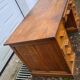 Ancien bureau en bois massif