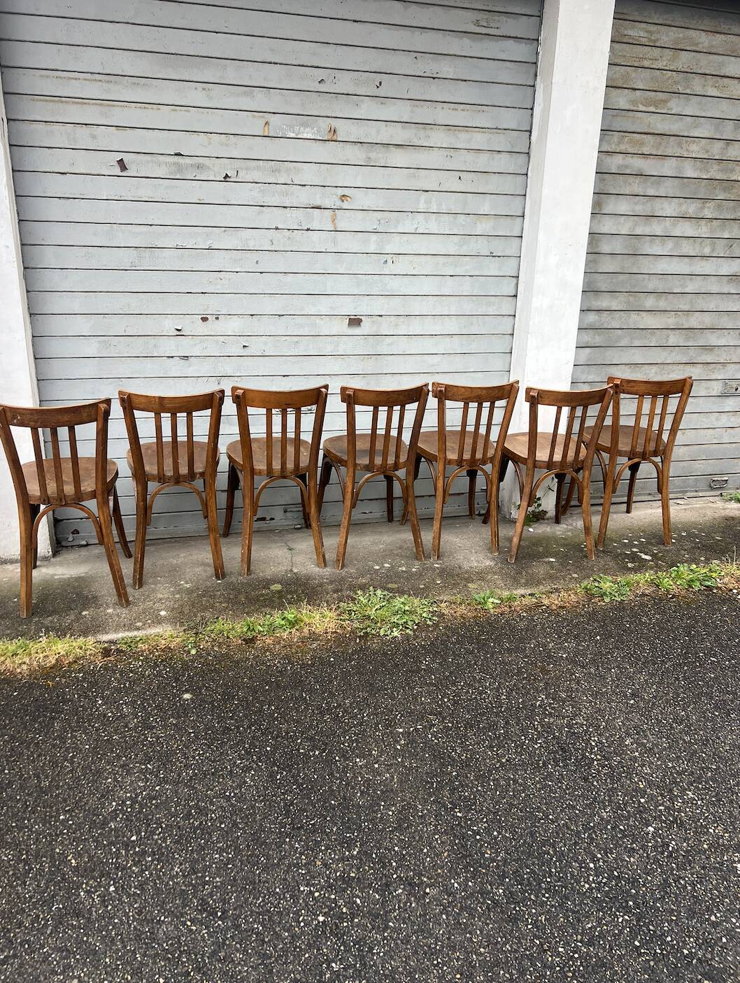 (Lot) 7 Vintage Wooden Bistro Chairs