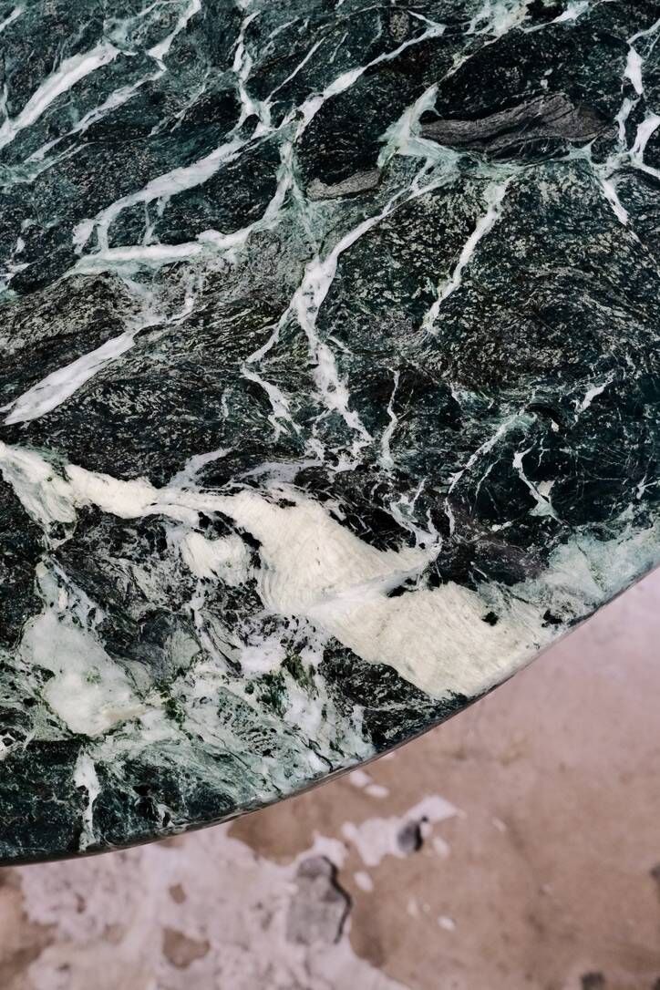 Emerald green marble "eye" coffee table, Roche Bobois, France, 1970s
