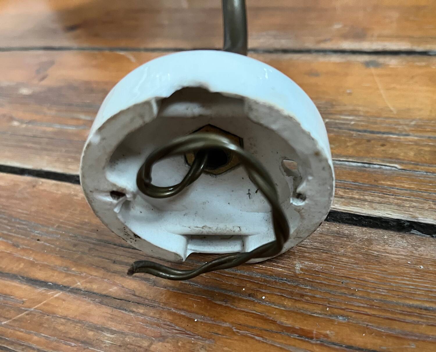 Opaline applique with lace swan neck from the 1930s