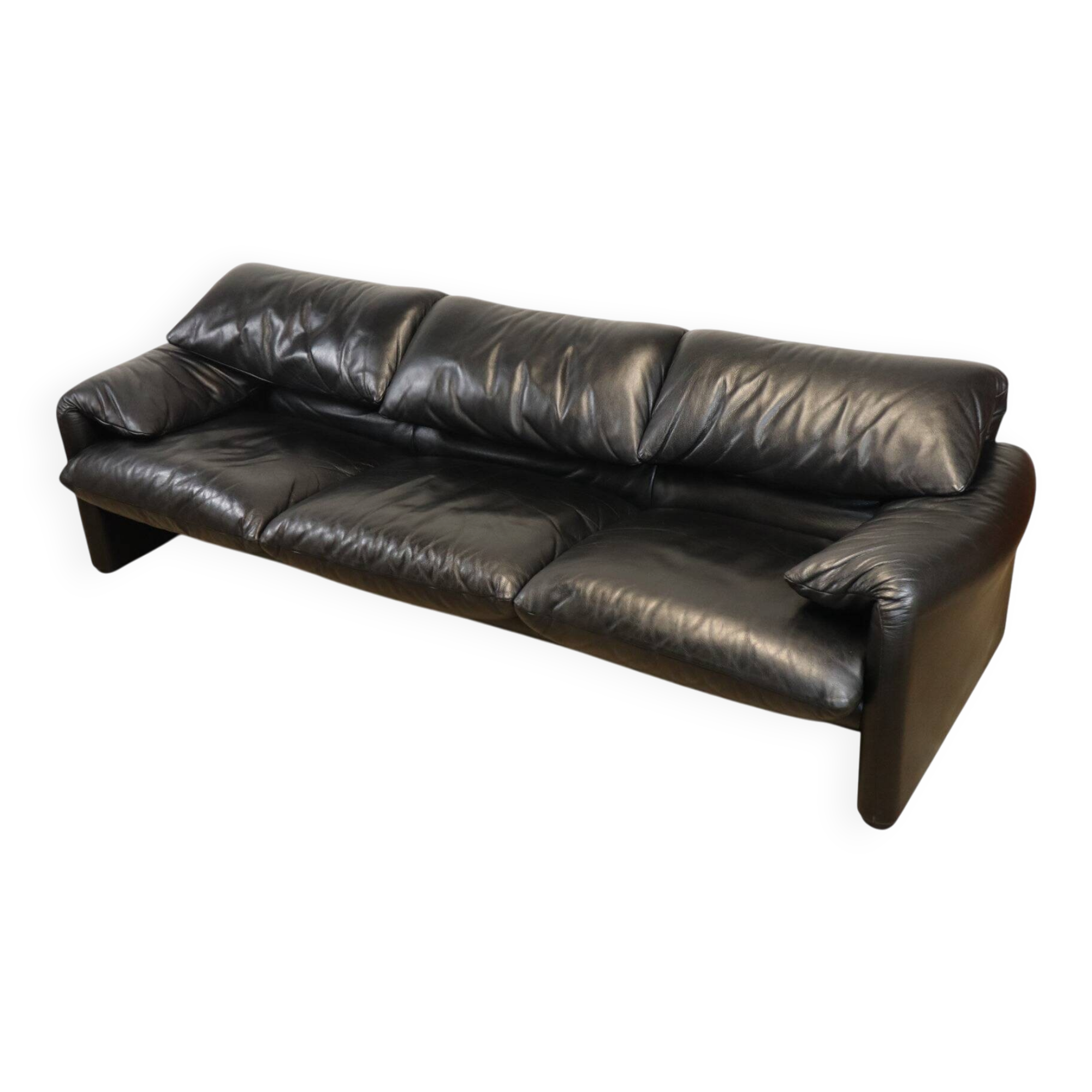 Maralunga 3-seater sofa in black leather by Vico Magistretti for Cassina