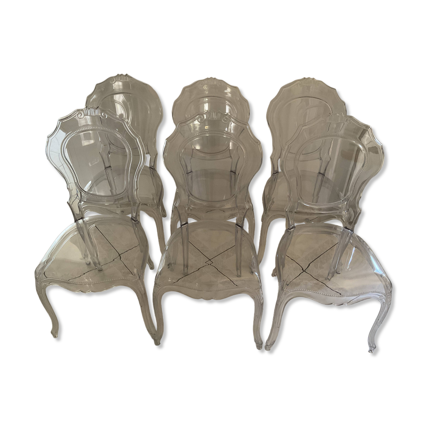 Lot de 6 chaises transparentes style Louis XV