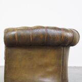 2.5 seater leather chesterfield sofa in a moss green color