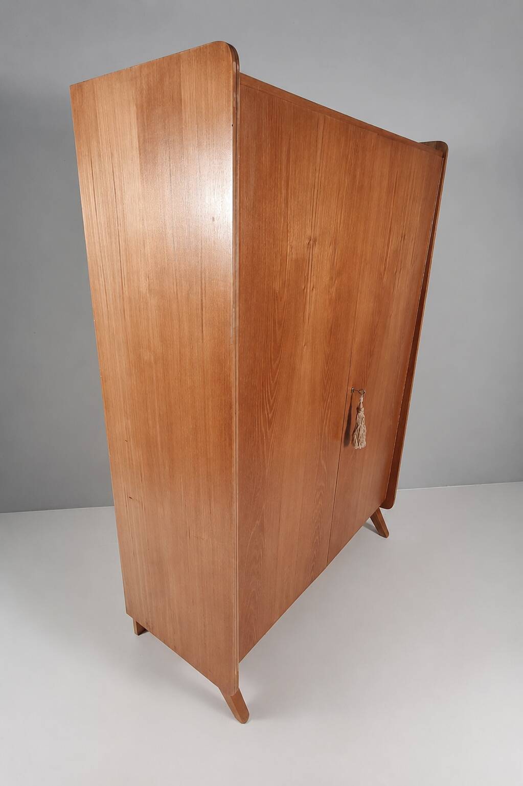 Garde-robe vintage par Tatra Nabytok, années 1970