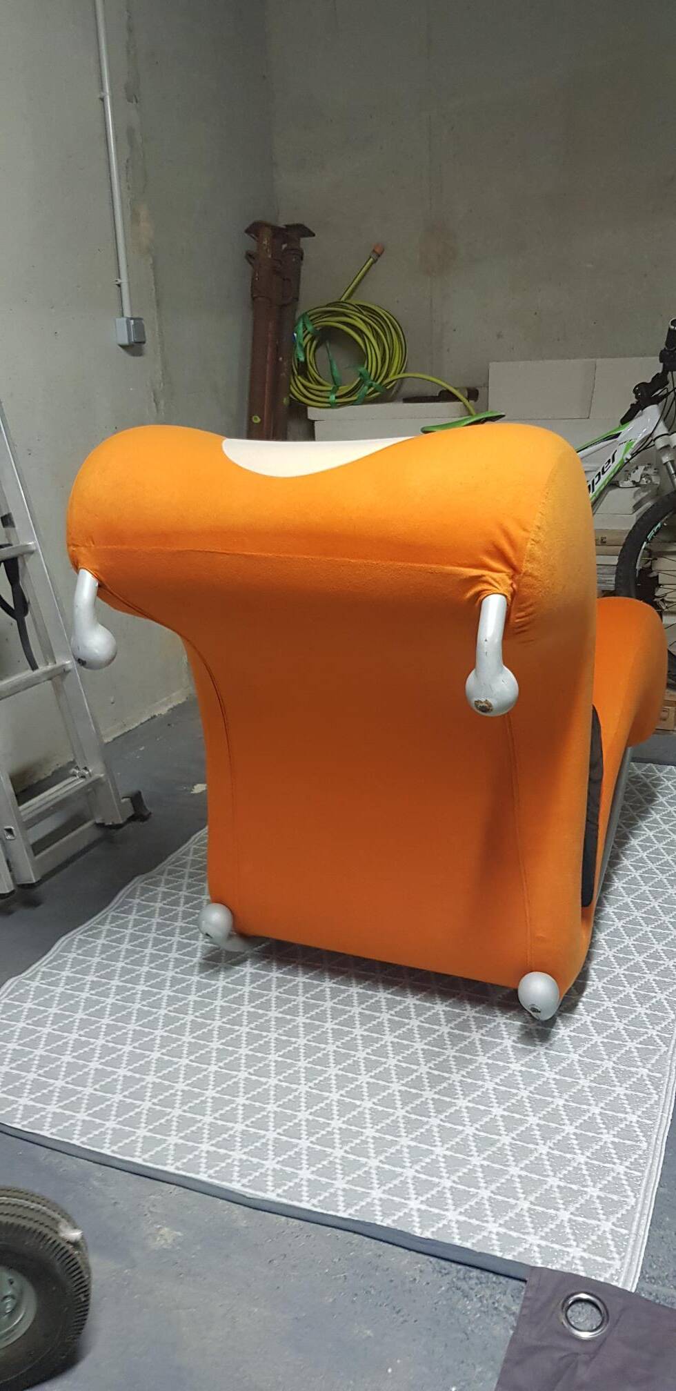 Baleri rocking chair
