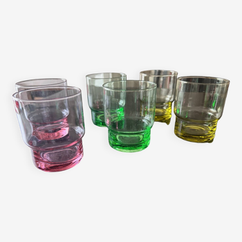 6 verres de couleurs 1970