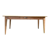 Farmhouse table with spindle legs