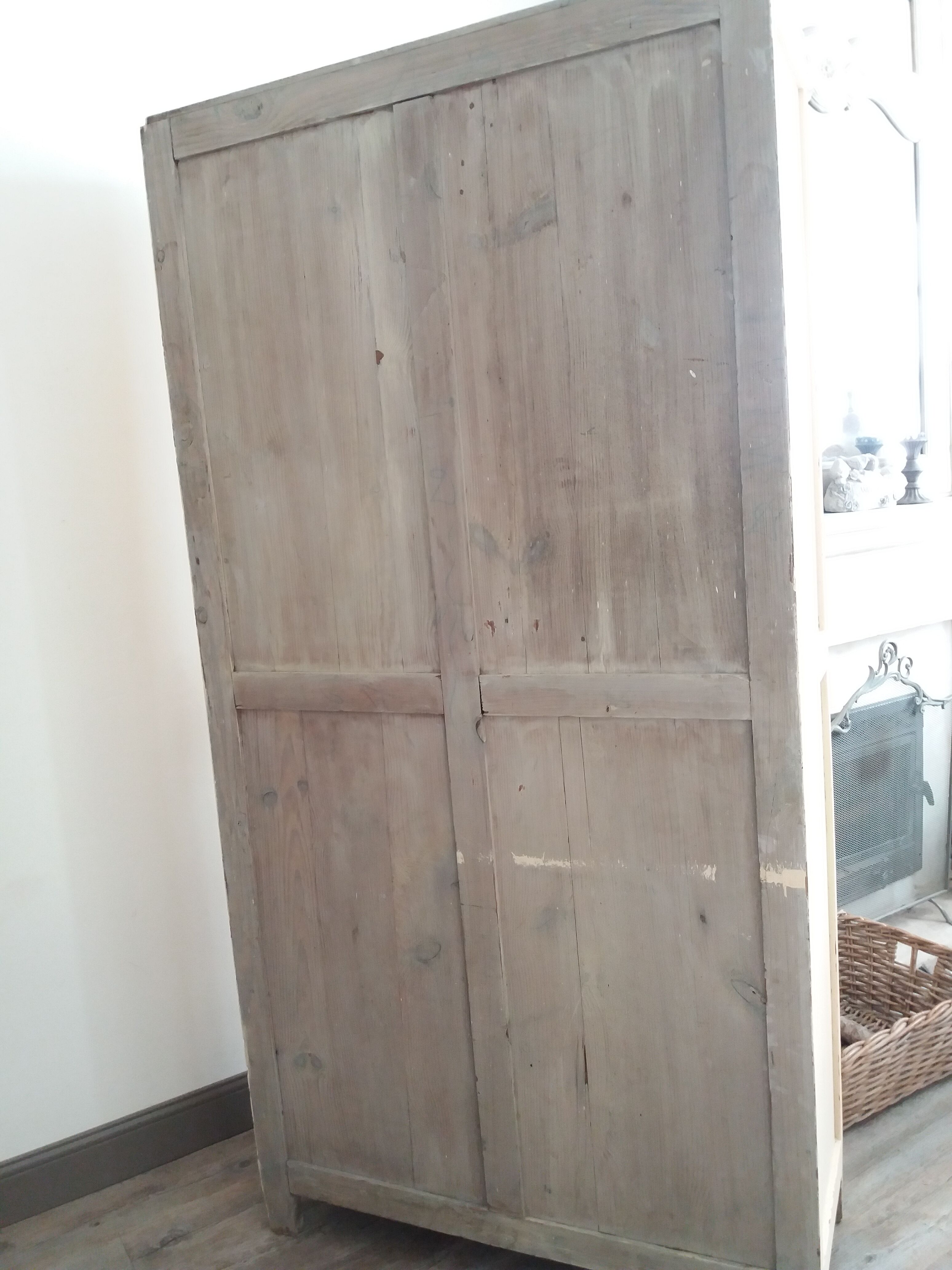 Armoire
