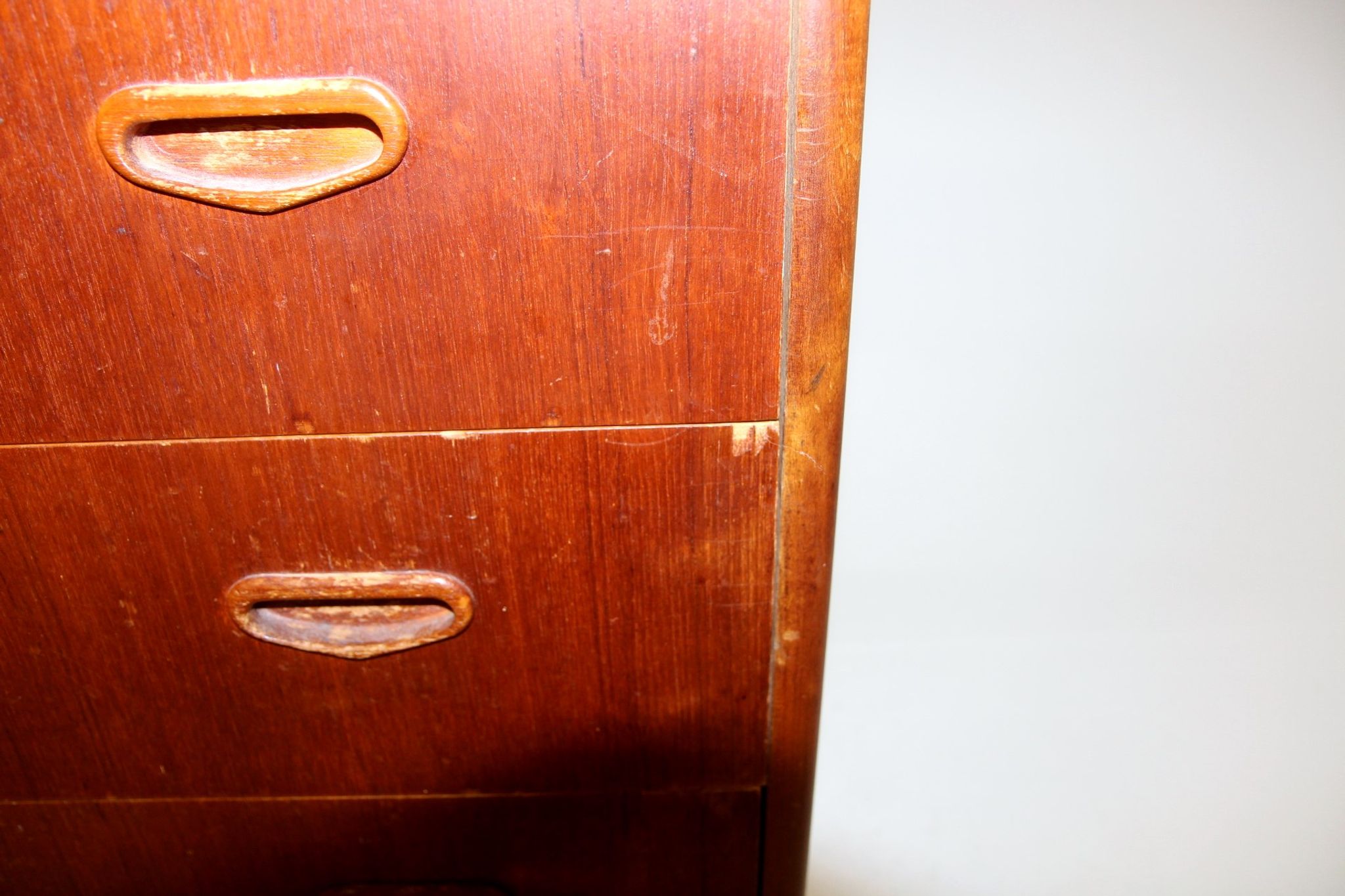 Commode-chiffonnier "Tallboy" en teck, Suède, 1950