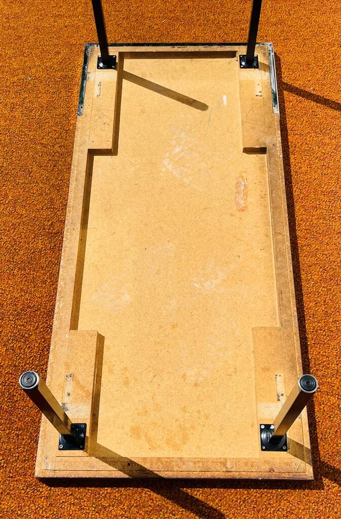 'Lava' coffee table. Vintage 60s.