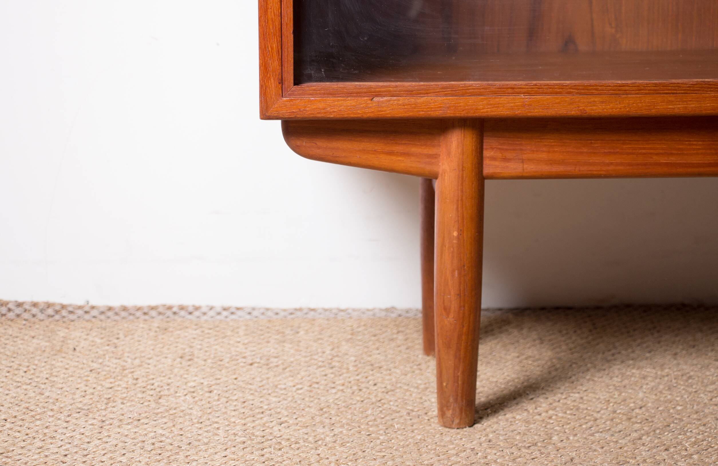 Danish Teak Bookcase, Showcase by Borge Mogensen for Soborg Mobelfabrik 1960.