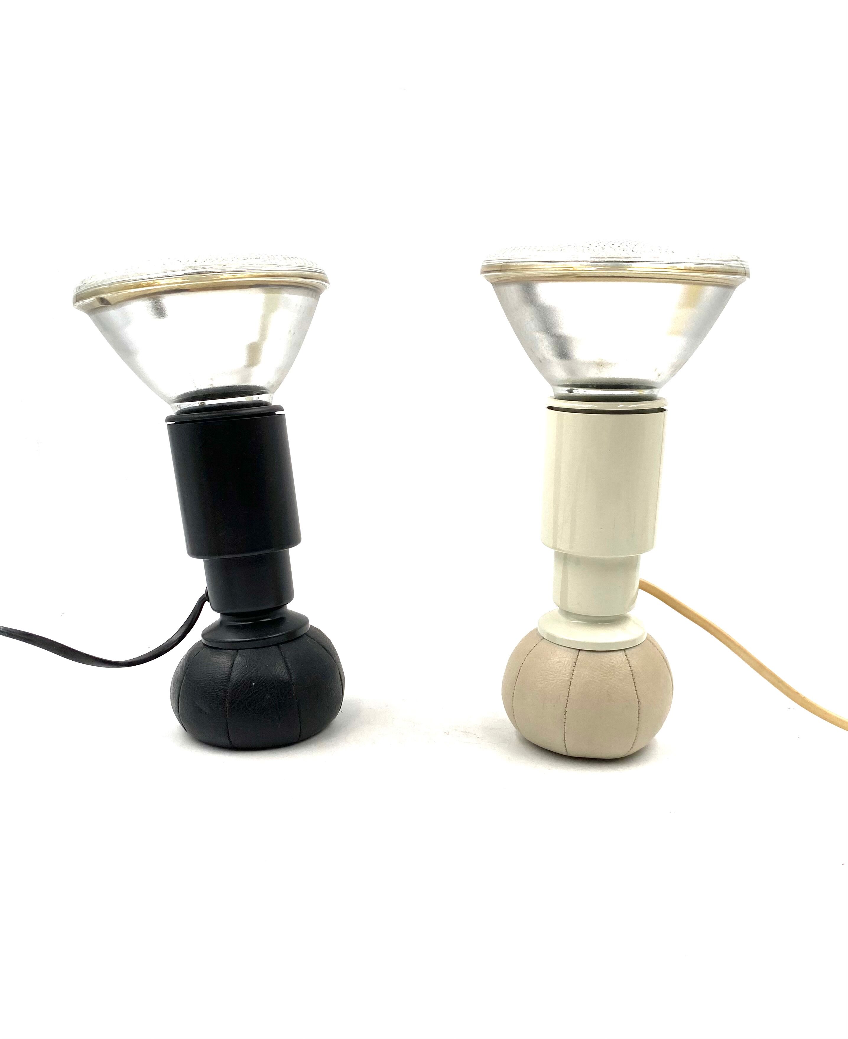 Gino Sarfatti, Set of 2 Table Lamps mod. 600/C, Arteluce Italy, 1966