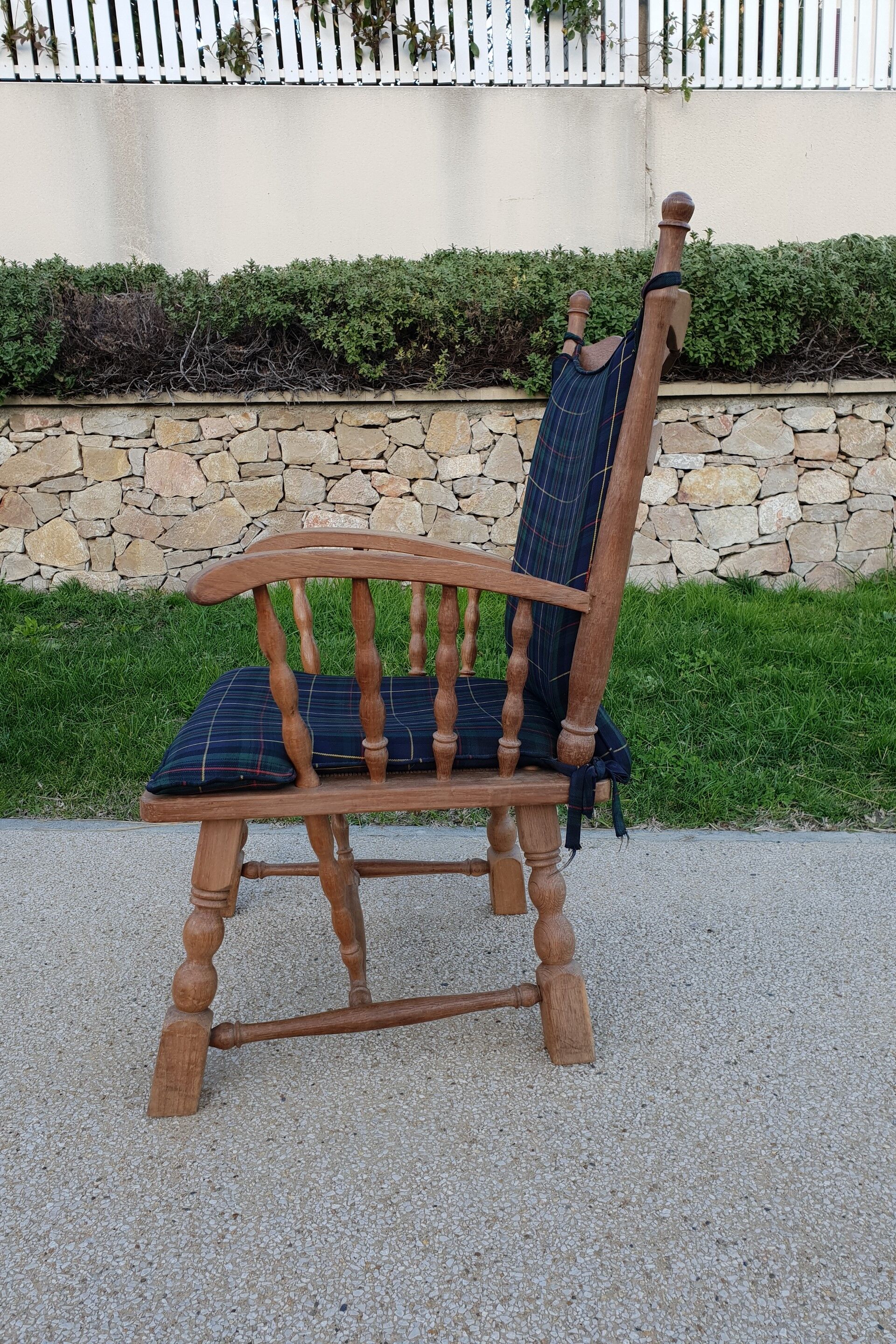 Pair of oak armchairs