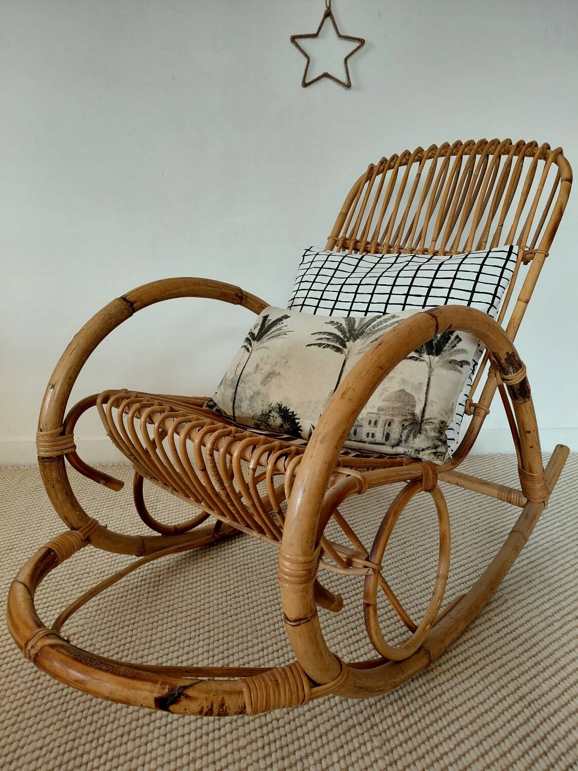 Natural rattan rocking chair - Vintage 1960s/70s