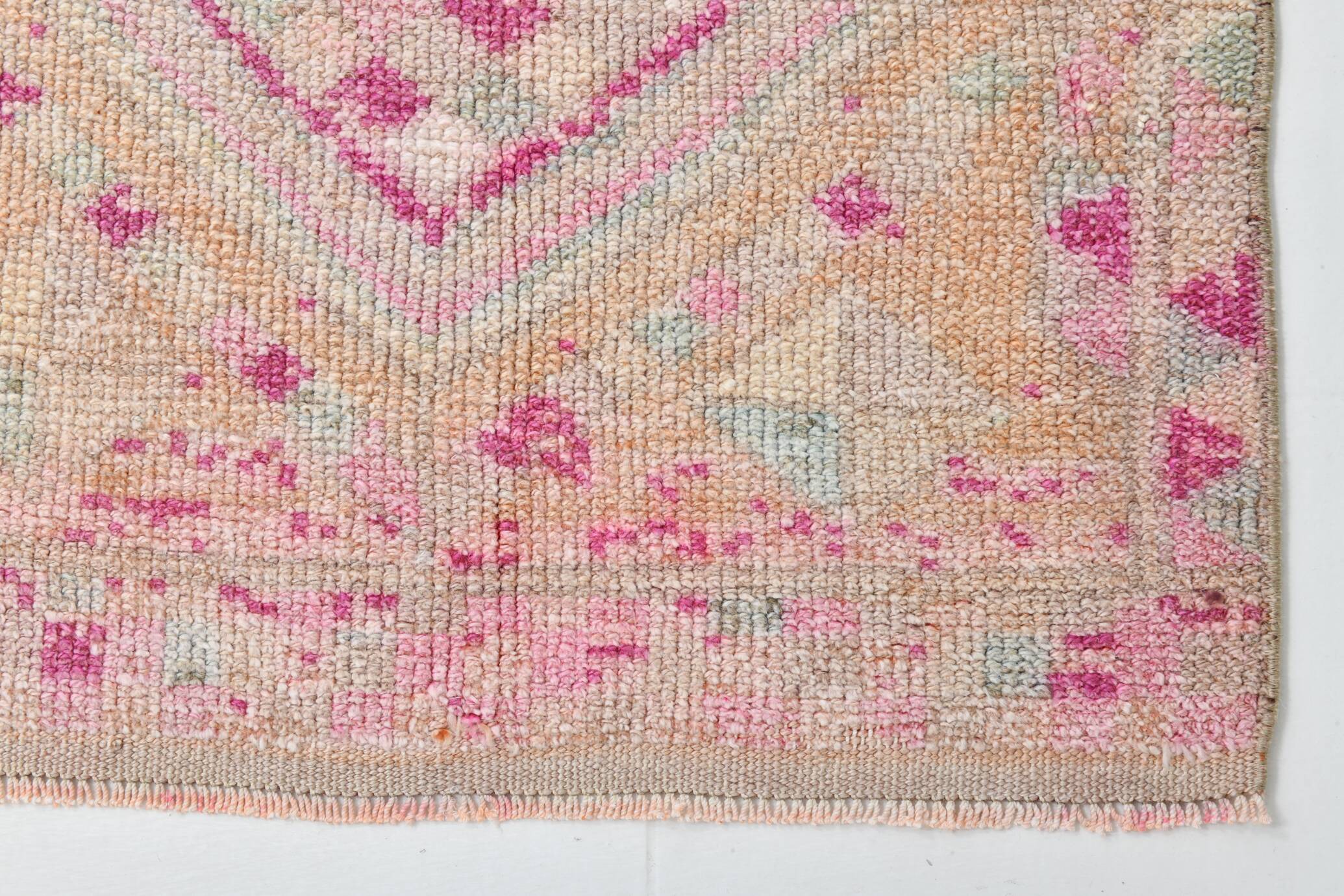3x11 Soft Pink Turkish Runner Rug, 83x340 Cm