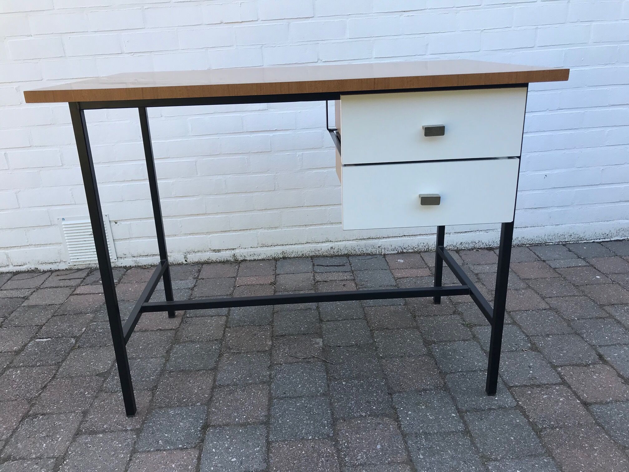 desk white drawers of Pierre guariche edition meurop 1960