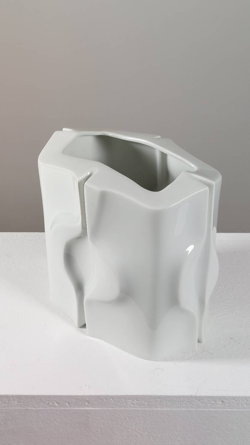 Vintage Op-art porcelain vase by Klaus Henning for Fürstenberg