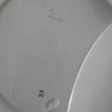 Trio d’assiettes anglaises en faïence fine bleue et blanche, début 20ème