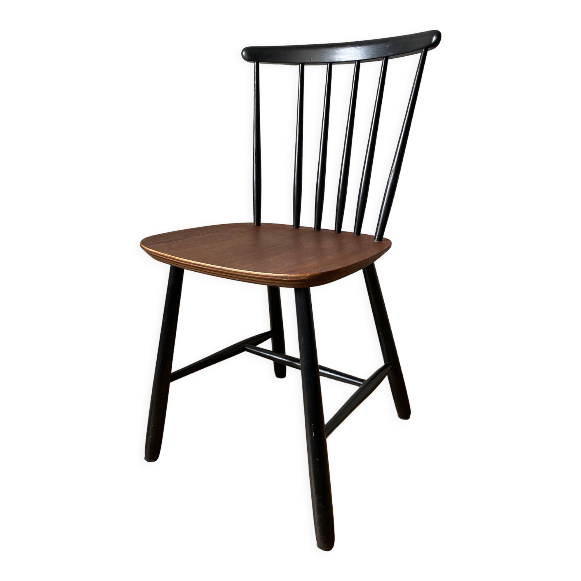 Scandinavian chair
