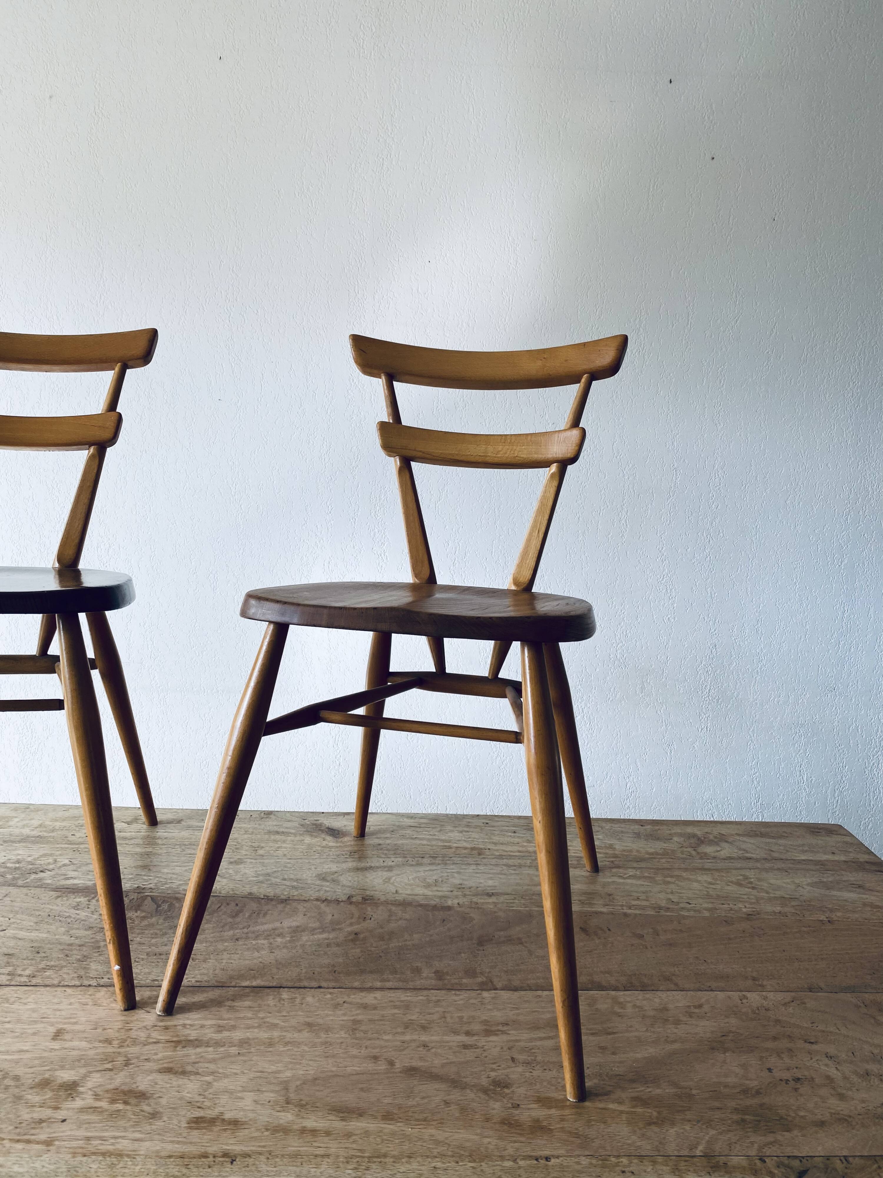 Pair of chairs "stacking chair" model from Ercol