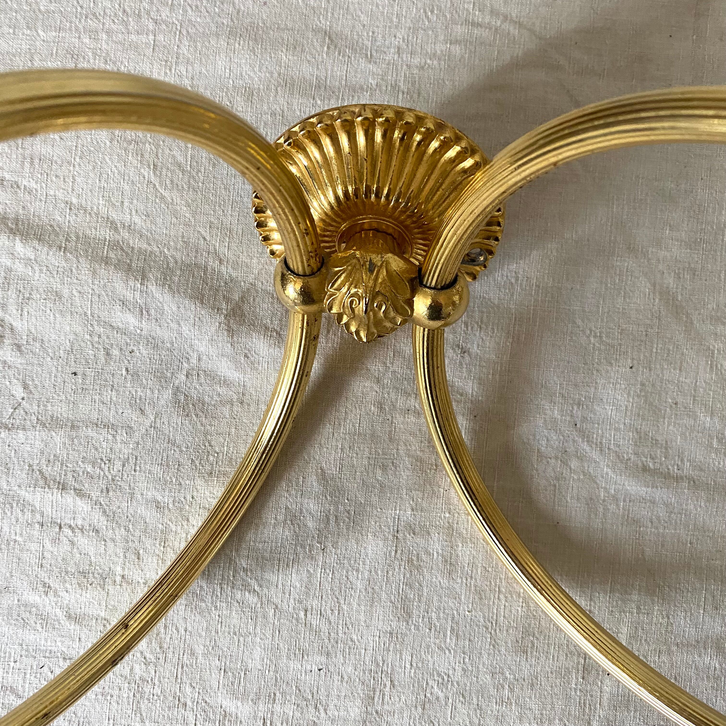 Towel rack golden rings