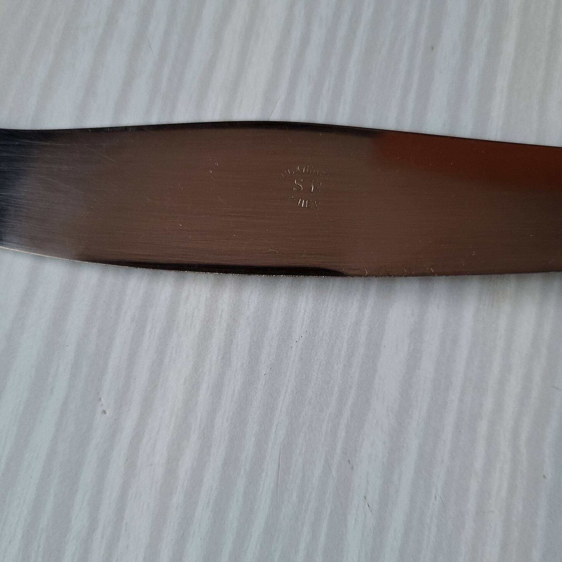 Vintage cheese knife signed S.R. Thiers in excellent condition.