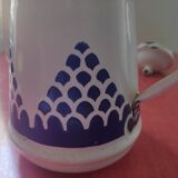 White enamelled sheet metal coffee maker with embossed blue patterns