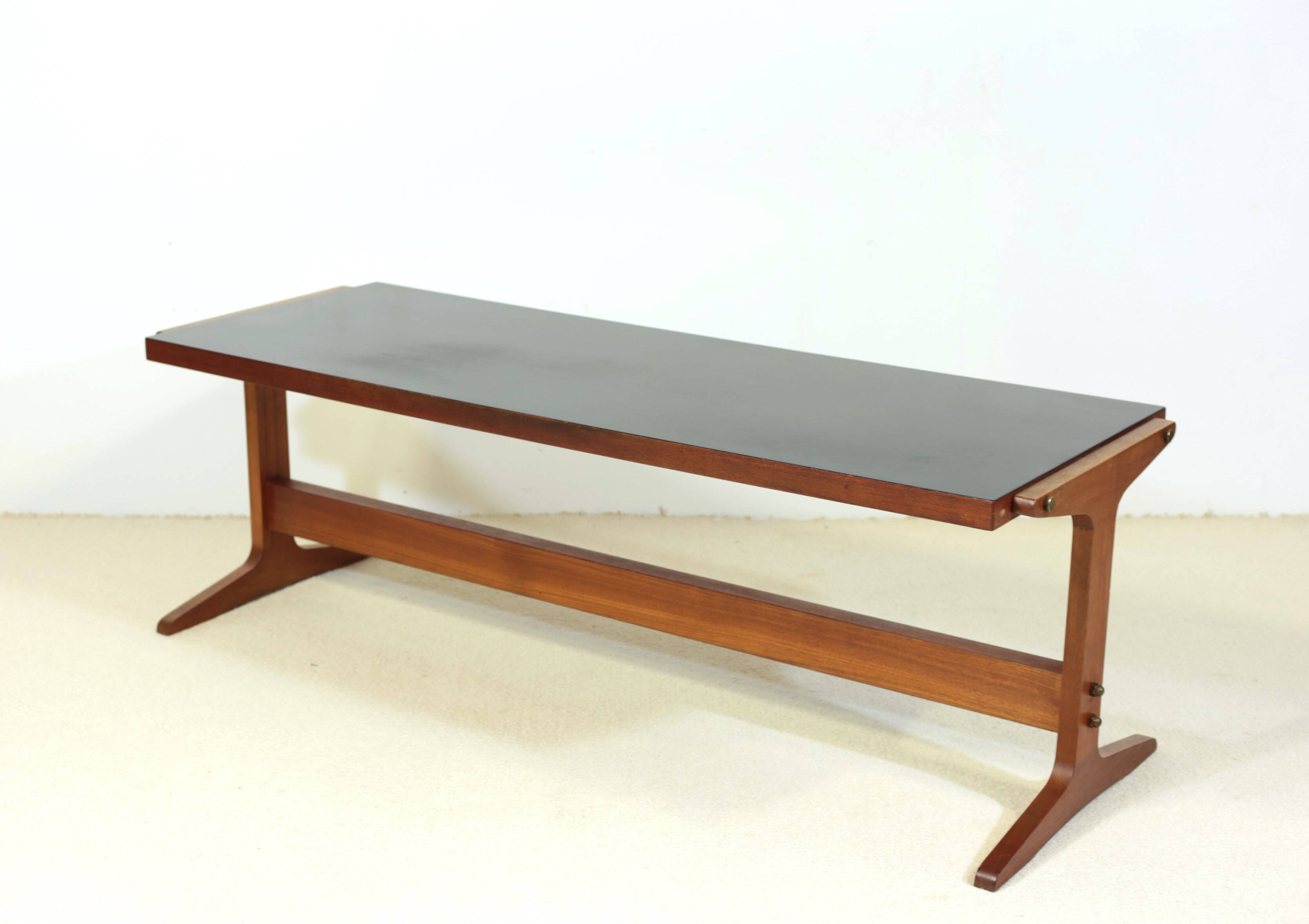 Reversible coffee table