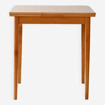 Table à rallonge scandinave en formica