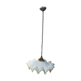 White and yellow opaline suspension