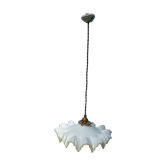 White and yellow opaline suspension