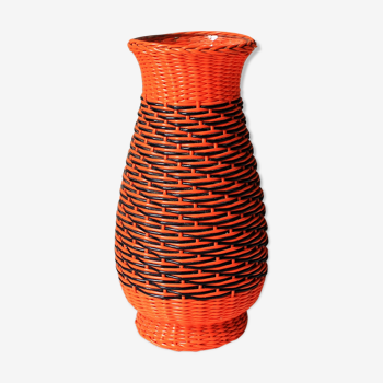 Vintage scoubidou yarn vase