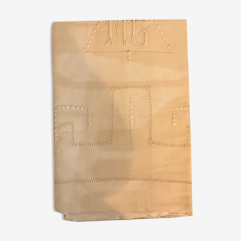 Drap ancien brodé.monogramme brodé MG 219 x 350