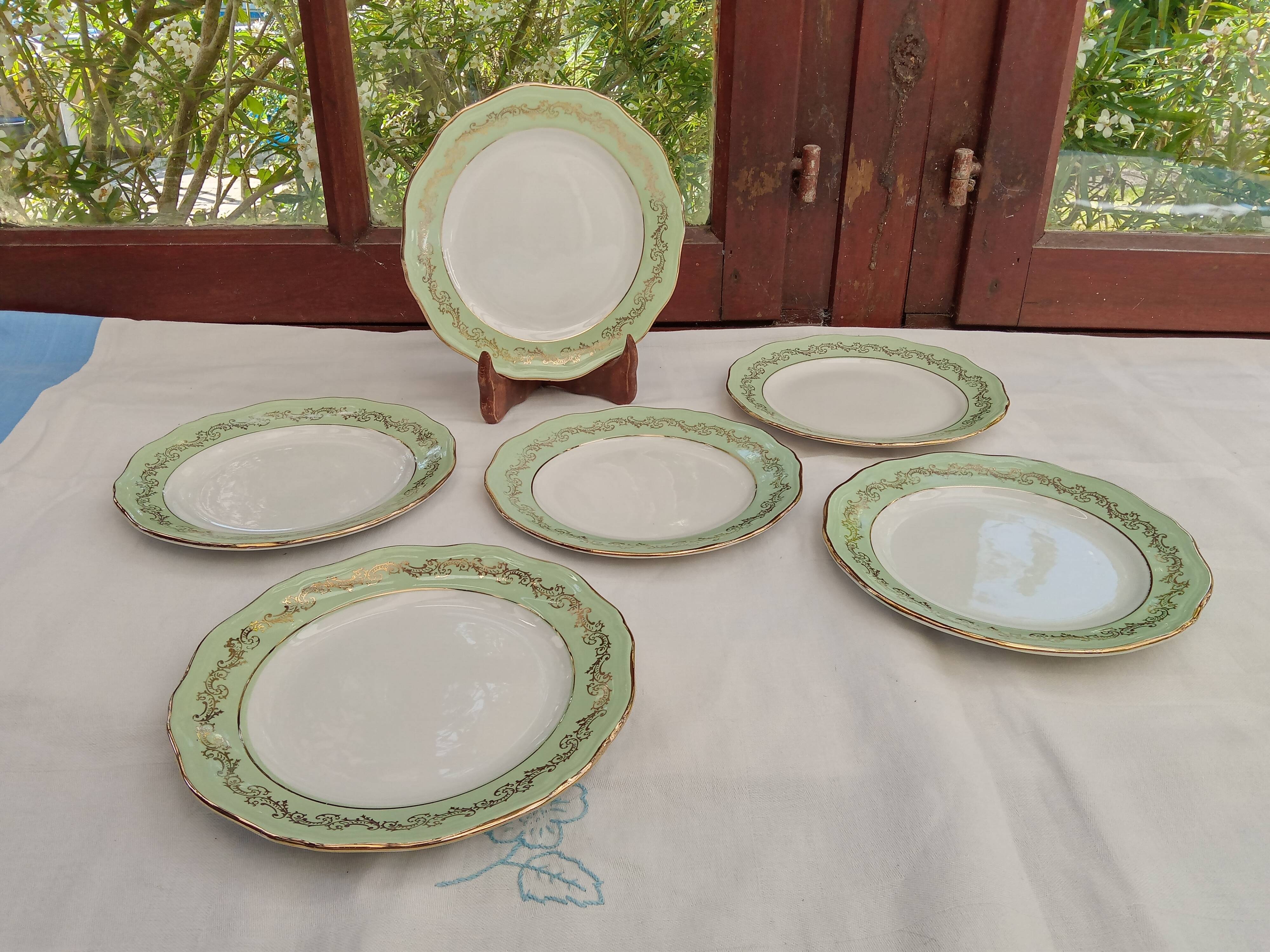 6 old L'Amandinoise dessert plates