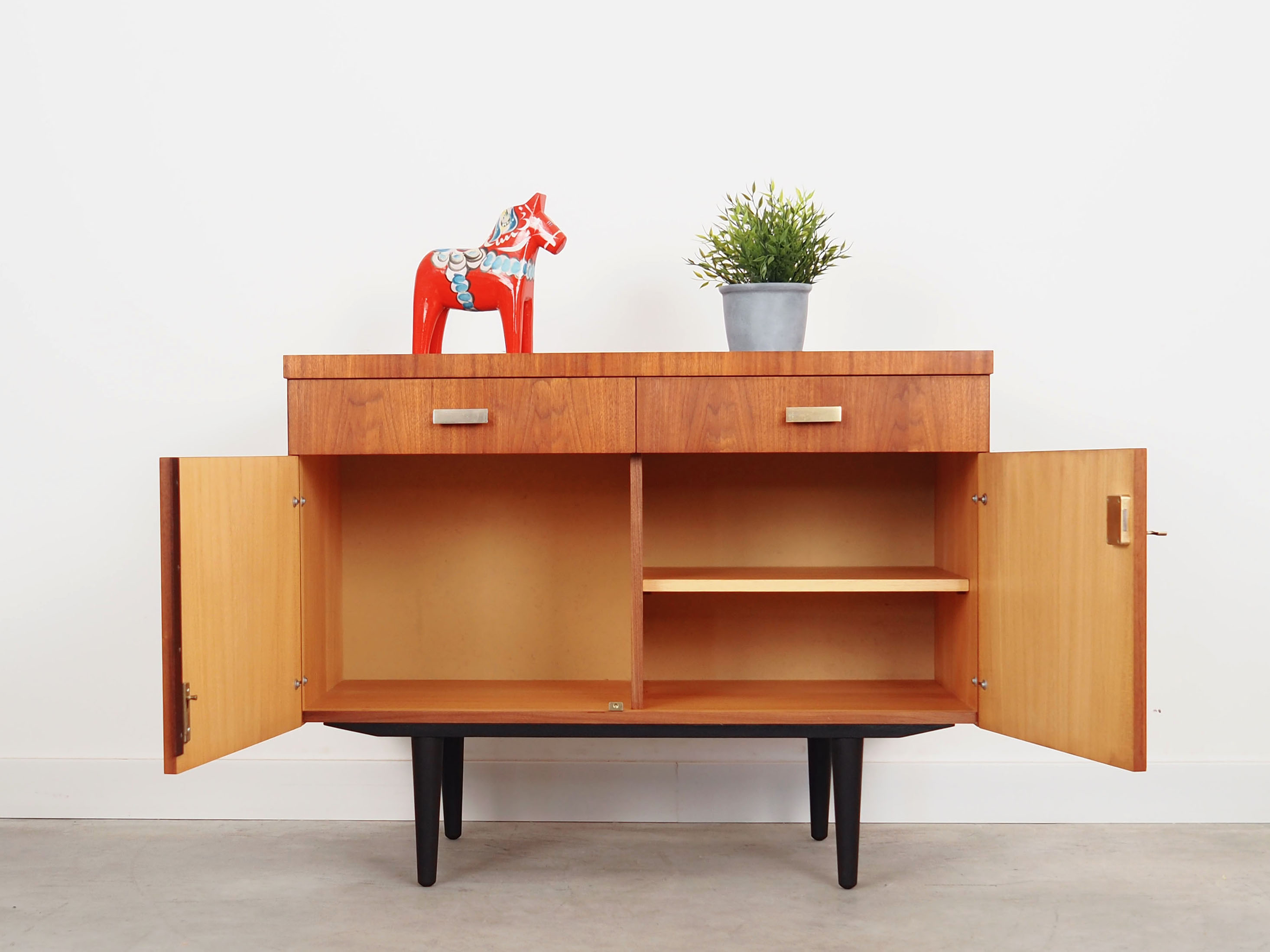 Teak dresser, Swedish design, 1970s, production: Sweden