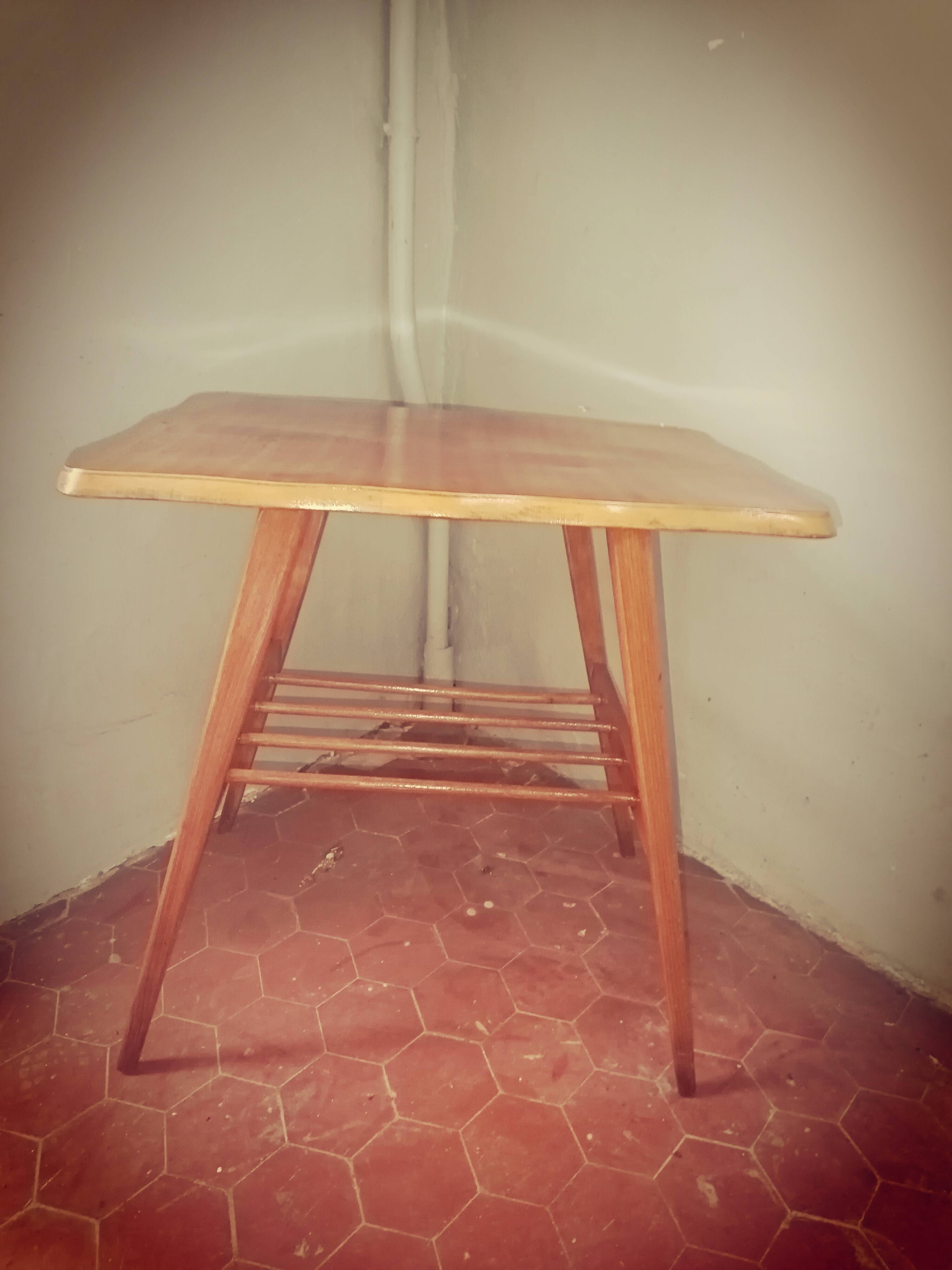 Scandinavian table with compass legs + magazine rack.