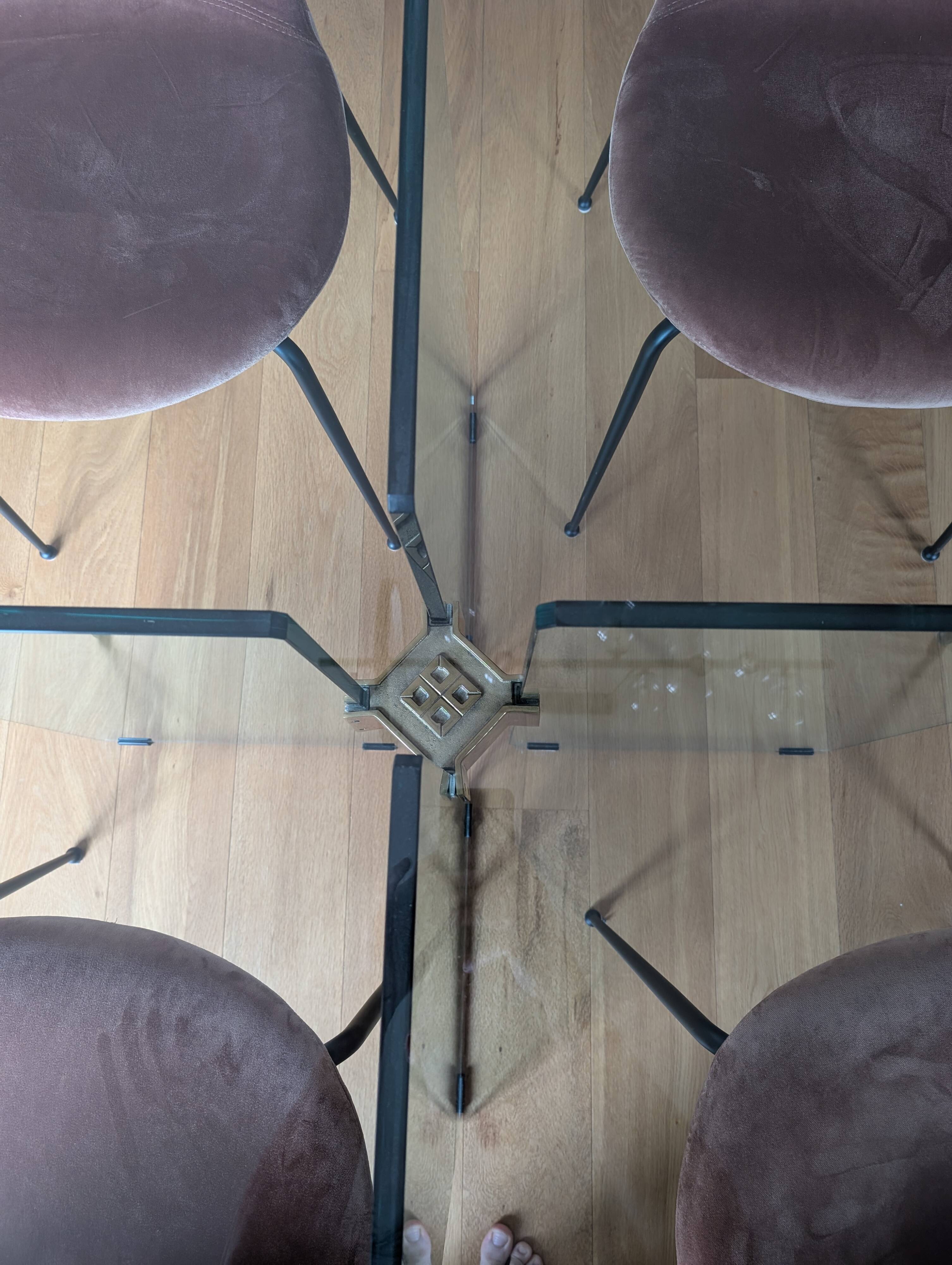 Peter Ghyczy designer dining table oval 170×130 for 4-6, up to 8 people.