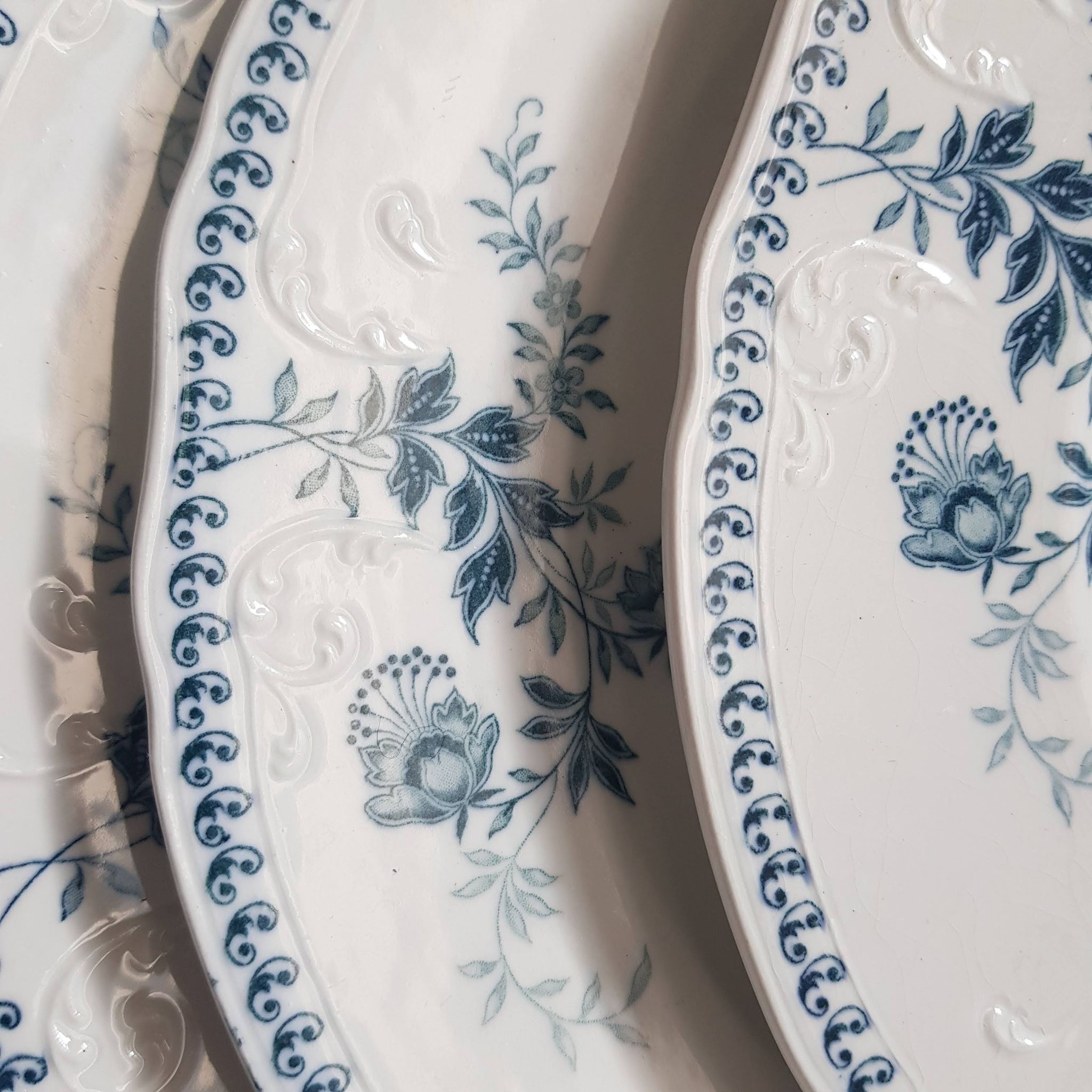 Ensemble 6 assiettes anciennes modèle Yvette société céramique Maestricht