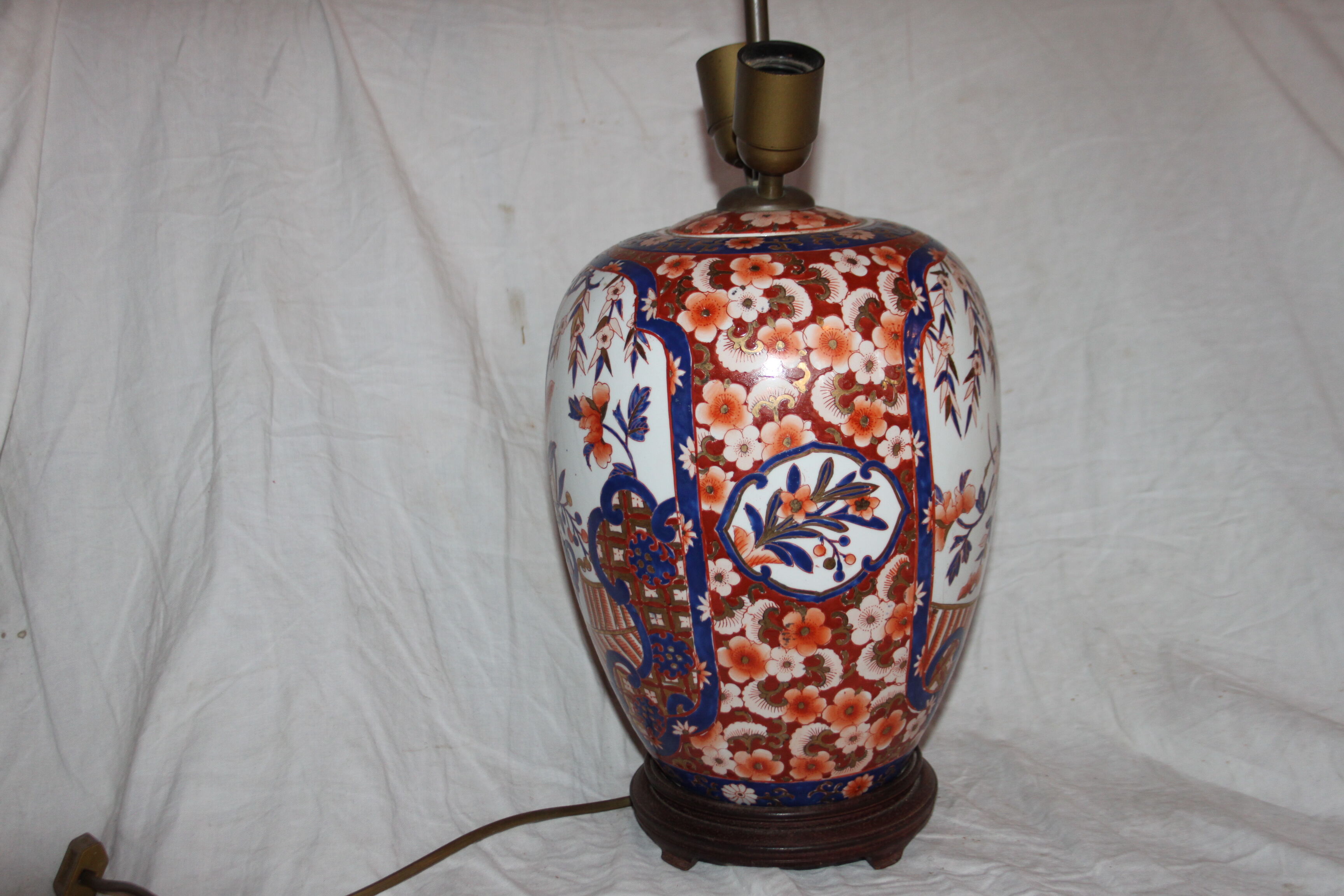 Old porcelain lamp Imari Japan XIX th