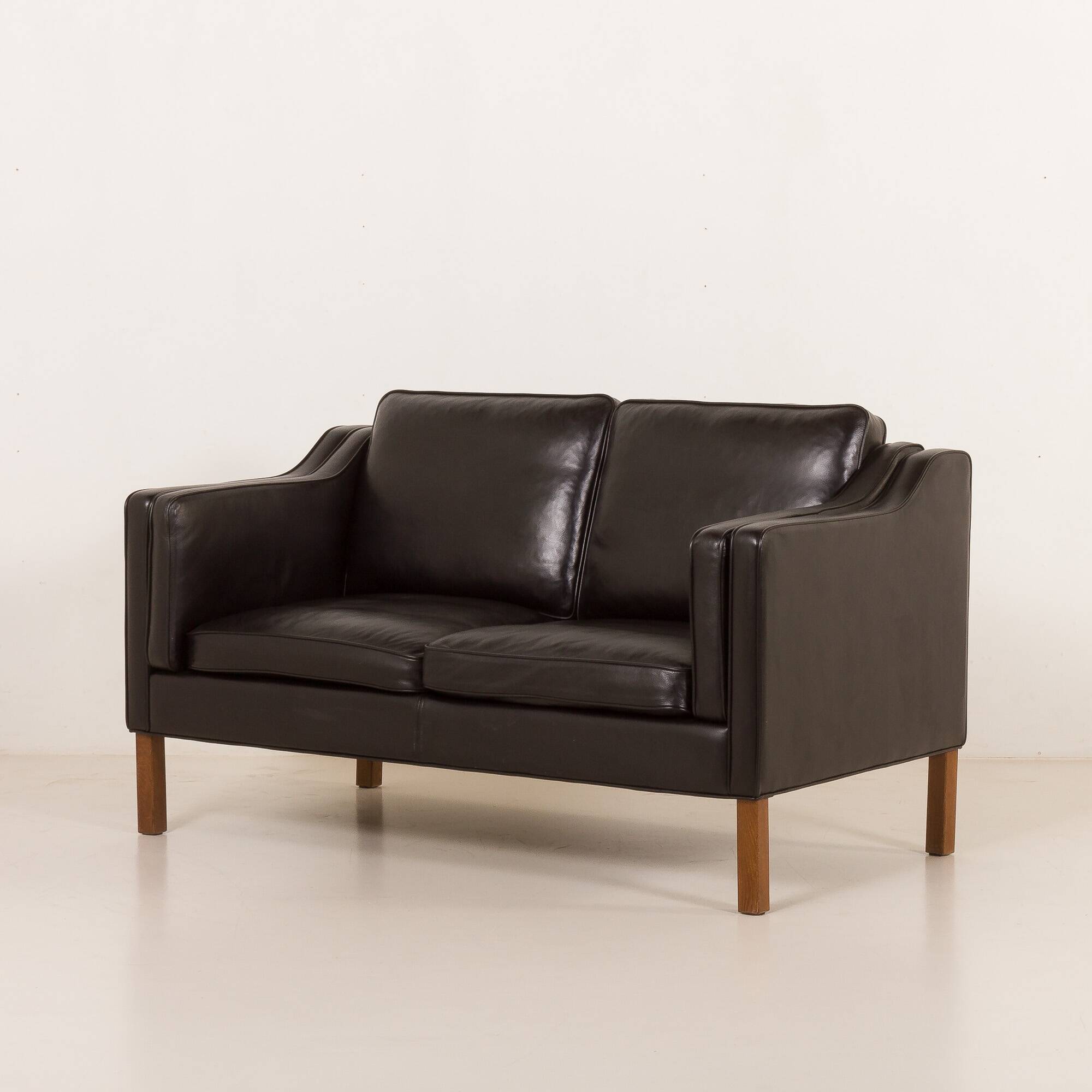 Danish black aniline leather sofa by Hurup, 1980s