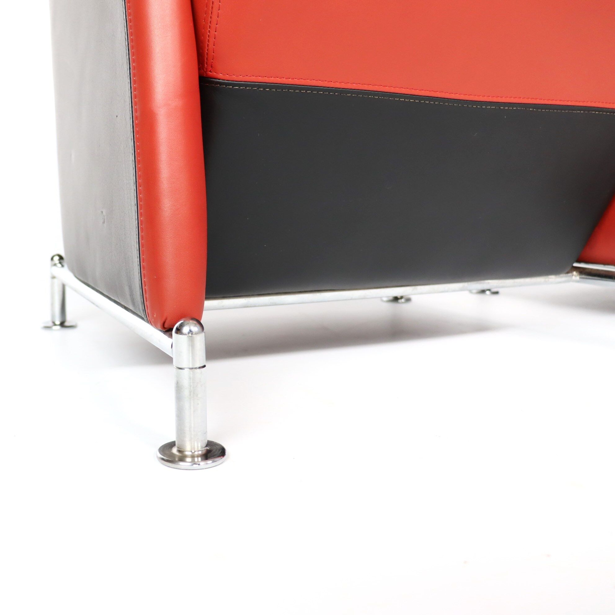 Pair of armchairs by Börge Lindau and Bo Lindekrantz