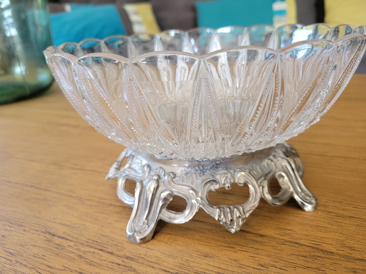 Glass cup