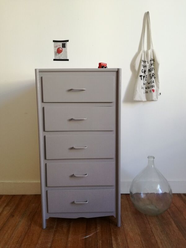 Chiffonier